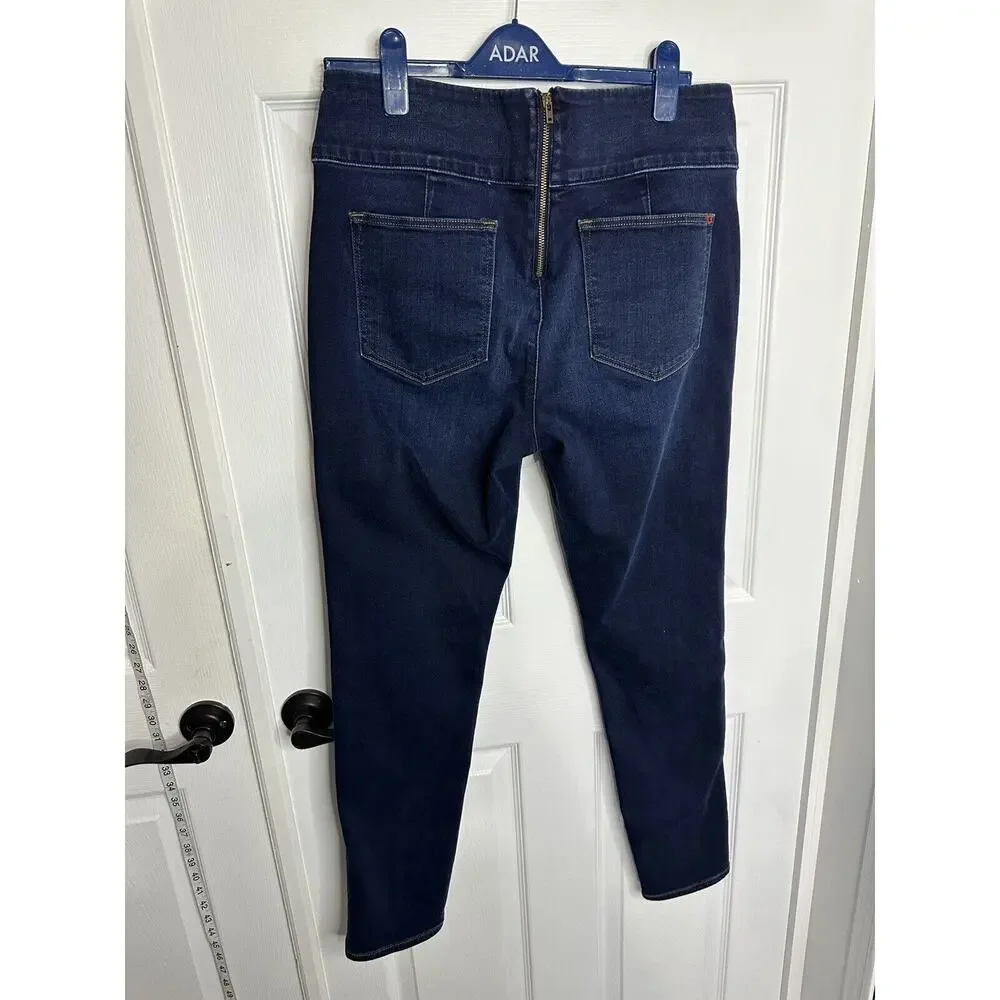 SPANX Signature Waist Skinny Jeans Women’s 32 Kirby Denim Back Zip 29” Inseam